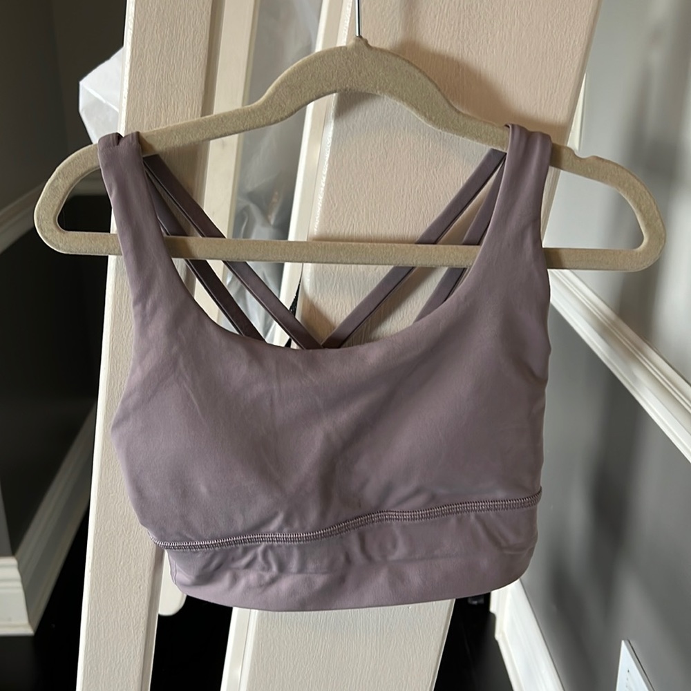 sports bra